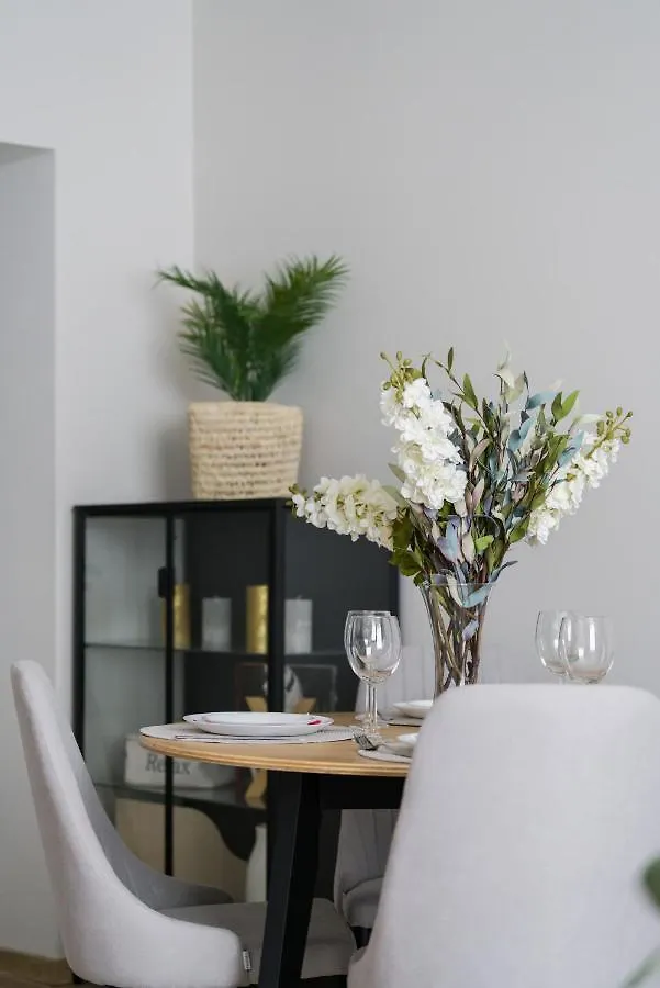 Hetmanska Business Apartment By Renters Poznan