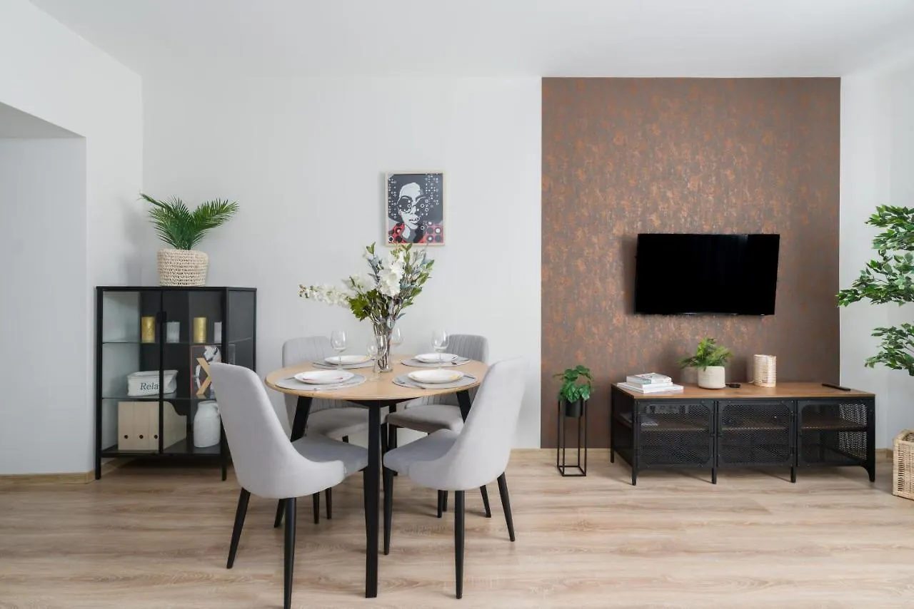 Hetmanska Business Apartment By Renters Poznan 0*,  Poland